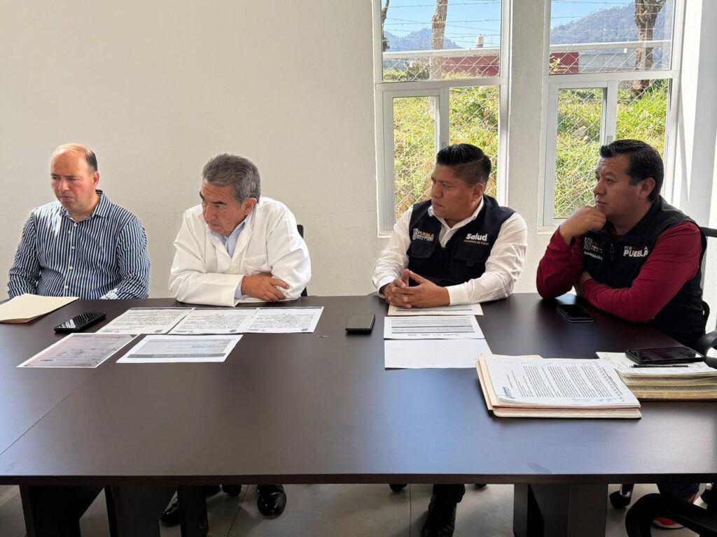 GOBIERNO ESTATAL BRINDA ATENCIÓN CERCANA Y PERMANENTE A FAMILIAS EN HUAUCHINANGO