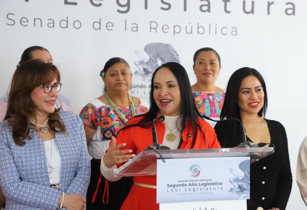 Presentación de la 87ª Feria de las Flores de Huauchinango