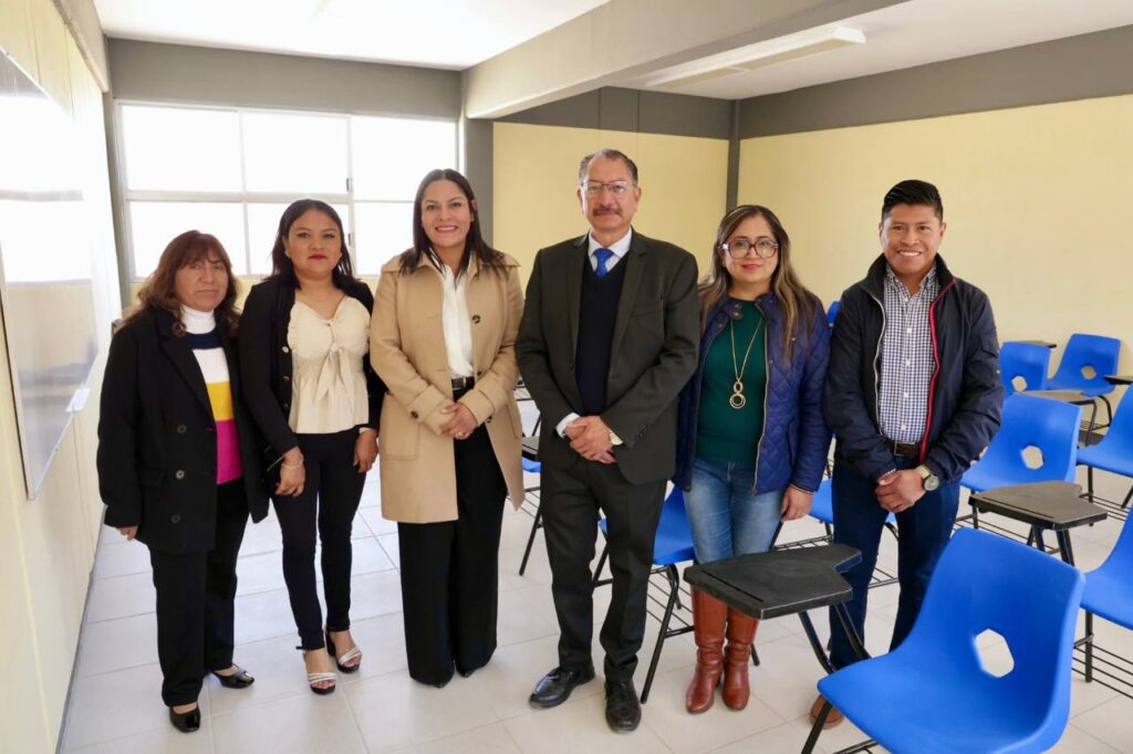 Lupita Cuautle sigue entregando obras de calidad para el desarrollo educativo en San Andrés Cholula