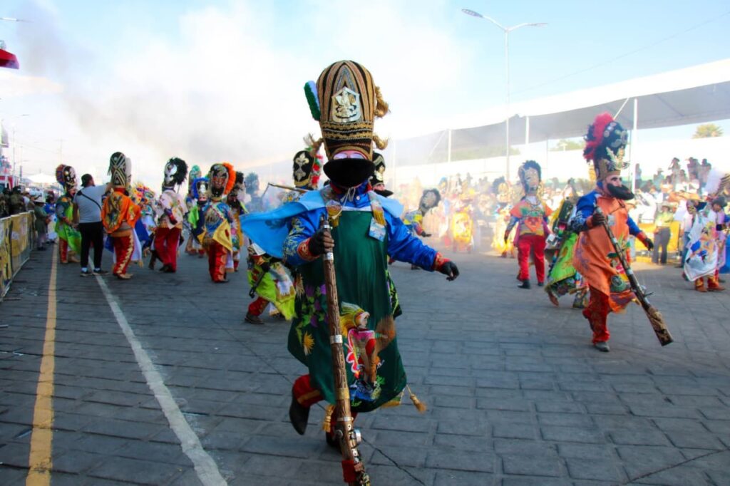 CARNAVAL DE HUEJOTZINGO 2026, EL MÁS CHINGÓN DE PUEBLA, ARRANCA CON BATALLONES, PÓLVORA Y RESPALDO DEL GOBIERNO DEL ESTADO