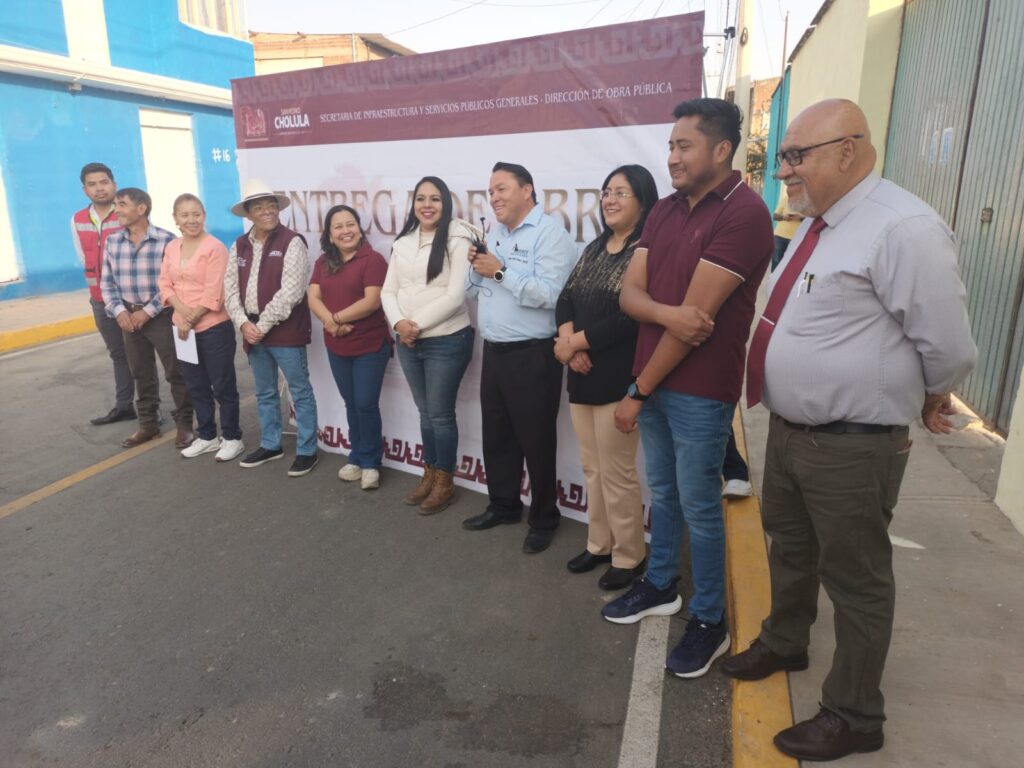Entrega Tonantzin Fernández 2 rehabilitaciones de calles en San Matías Cocoyotla