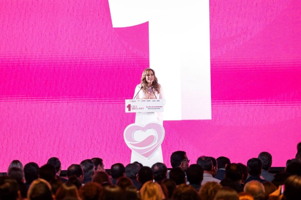 Lupita Cuautle reconoce labor de Ceci Arellano en su primer informe