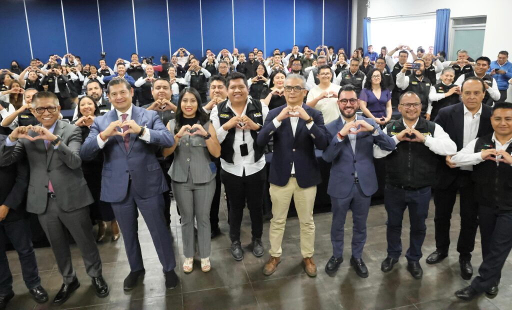 REFRENDA SICOM COMPROMISO DE INFORMAR CON LA VERDAD, ES EL DERECHO DE LAS AUDIENCIAS 