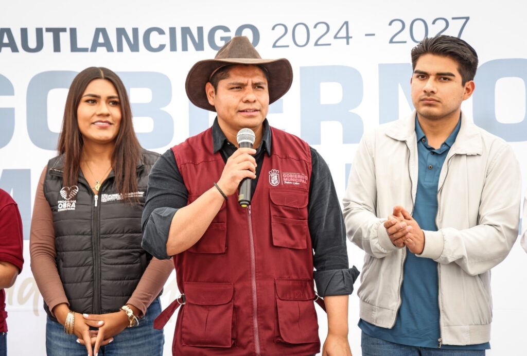 Gobierno de Cuautlancingo cumple con obra en San Isidro
