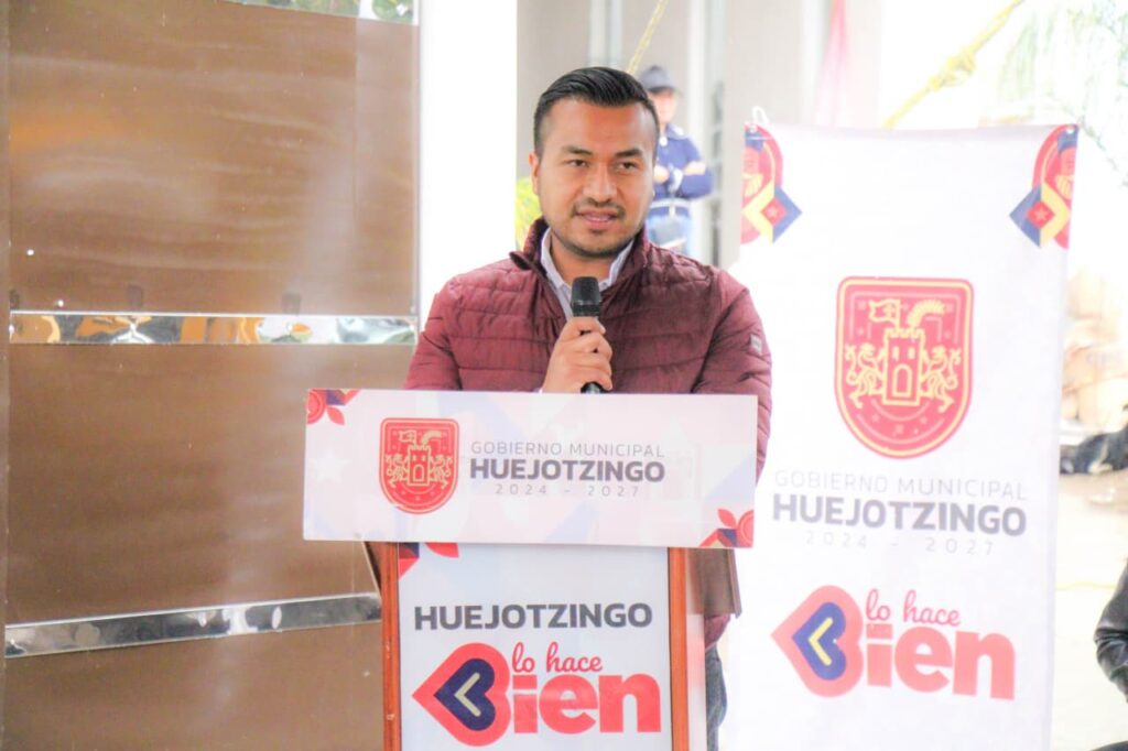 ROBERTO SOLÍS DA INICIO AL REENCARPETAMIENTO DE LA CARRETERA SAN JUAN PANCOAC – HUEJOTZINGO; MEJORARÁ LA CONECTIVIDAD DE MILES