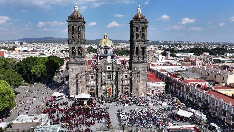 CERCA DE UN MILLÓN DE VISITANTES RECIBE PUEBLA EN SEMANA SANTA