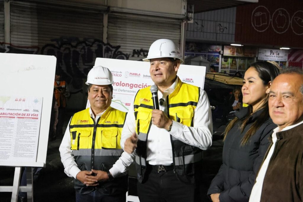 AVANZA PAVIMENTACIÓN DE PROLONGACIÓN REFORMA; OBRA DEL GOBIERNO ESTATAL IMPACTARÁ A MILES DE POBLANOS