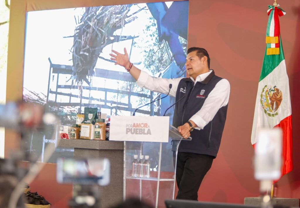 CON PRESENCIA EN TERRITORIO, GOBIERNO ESTATAL FORTALECE ATENCIÓN EN SAN MARTÍN TEXMELUCAN