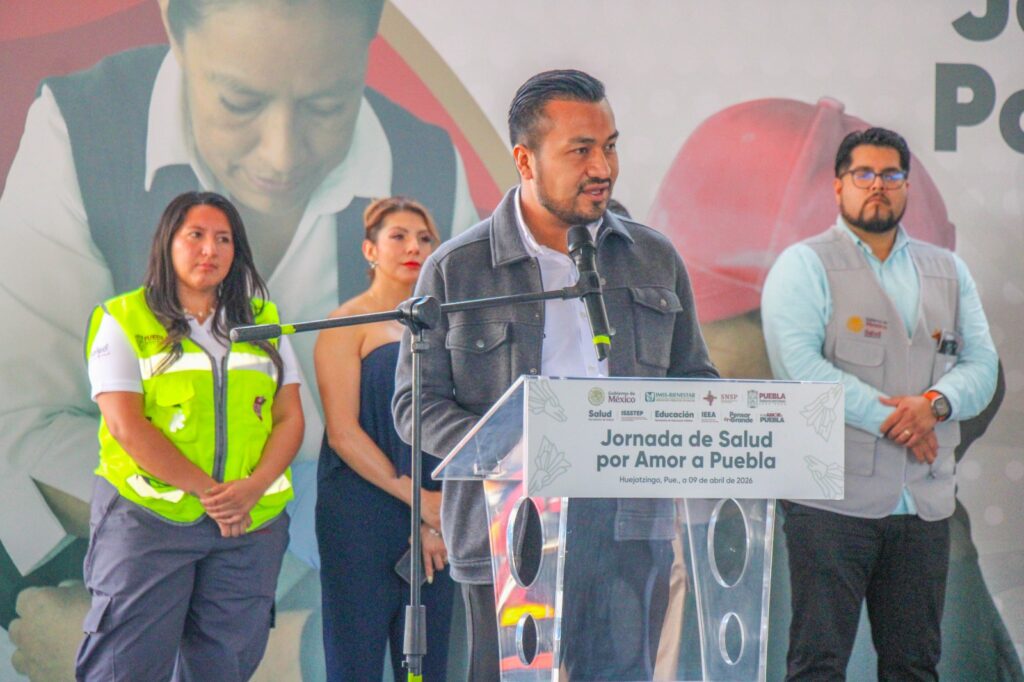 ROBERTO SOLÍS Y ALEJANDRO ARMENTA UNEN ESFUERZOS EN MASIVA JORNADA DE SALUD EN HUEJOTZINGO