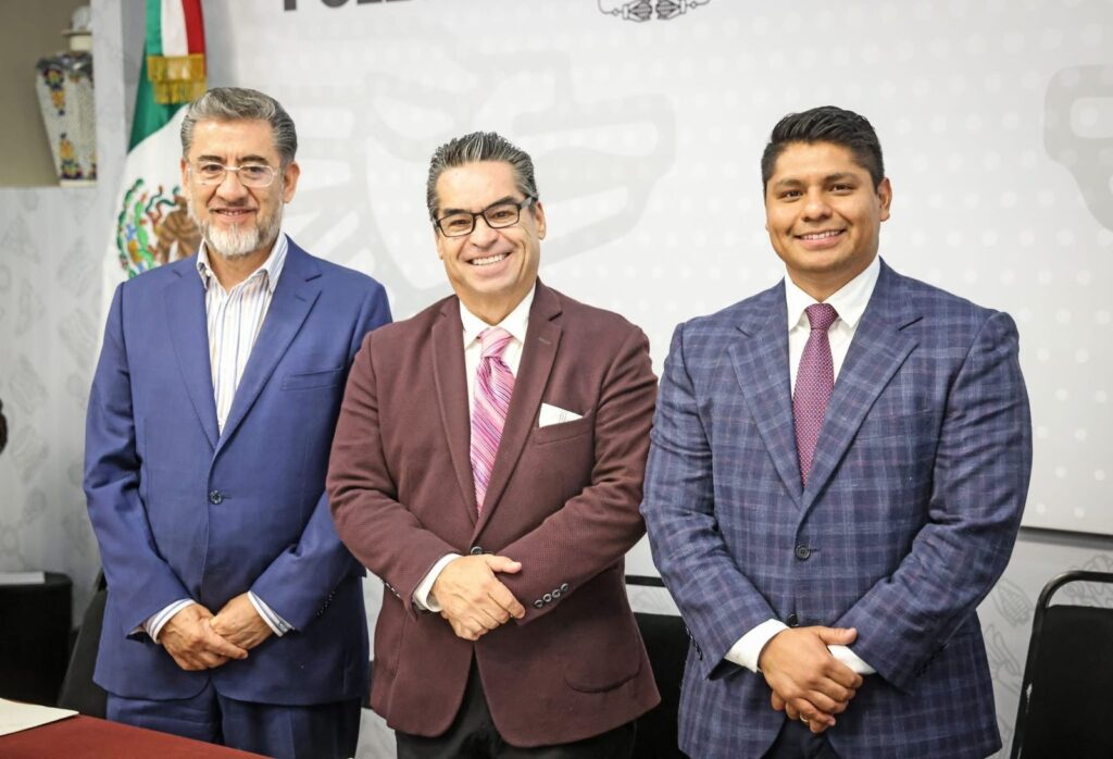 Gobierno de Cuautlancingo firma convenio para regularización de vivienda
