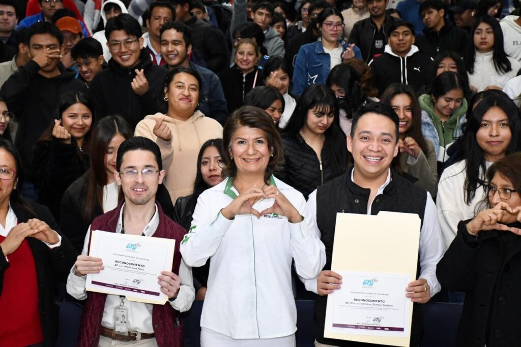 UTH promueve acceso a servicios del SAT en Huejotzingo