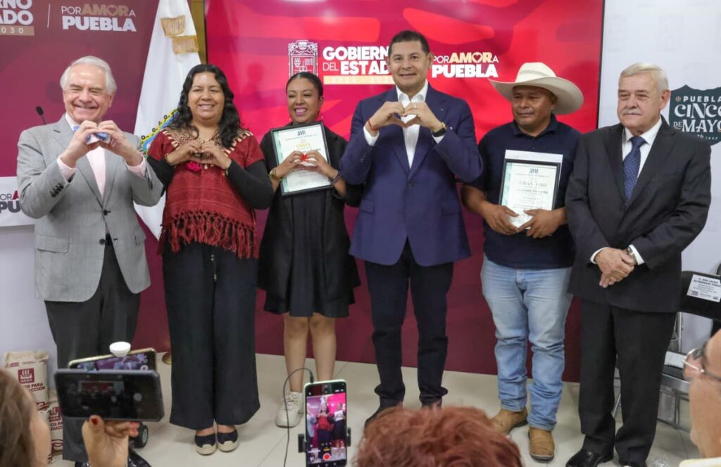 MEZCAL POBLANO LÍDER NACIONAL CON 118 MUNICIPIOS DE DENOMINACIÓN DE ORÍGEN
