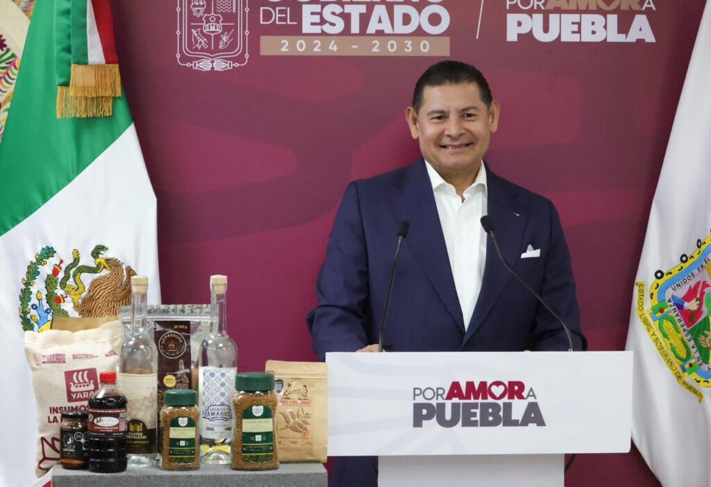 CONCRETA GOBIERNO ESTATAL JUSTICIA EN EL CAMPO CON INVERSIÓN CONSTANTE