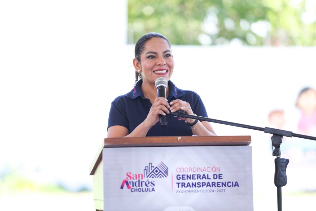 Lupita Cuautle acerca la cultura de la protección de datos personales San Andrés Cholula