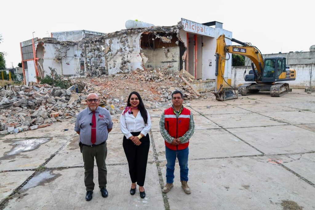 Avanza proyecto de nuevo bachillerato en San Pedro Cholula; continúan trabajos de demolición