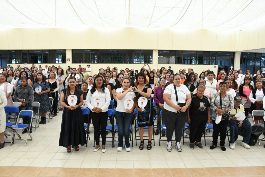 UTH fortalece integración social con emotiva celebración del Día de las Madres