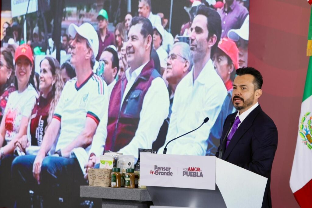 CON UNIDAD, PUEBLA MUESTRA SOLIDARIDAD EN LA DEFENSA DE LA SOBERANÍA NACIONAL