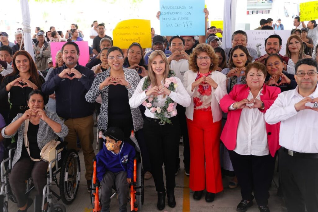 ENCABEZA CECI ARELLANO JORNADA DEL SEDIF EN BENEFICIO DE FAMILIAS DE SANTO TOMÁS HUEYOTLIPAN