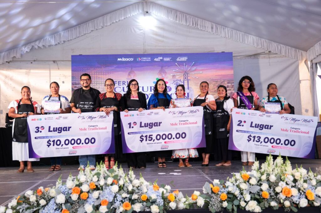 Premia Gobierno de San Andrés Cholula a las y los ganadores del concurso «Tu mejor mole 2026»