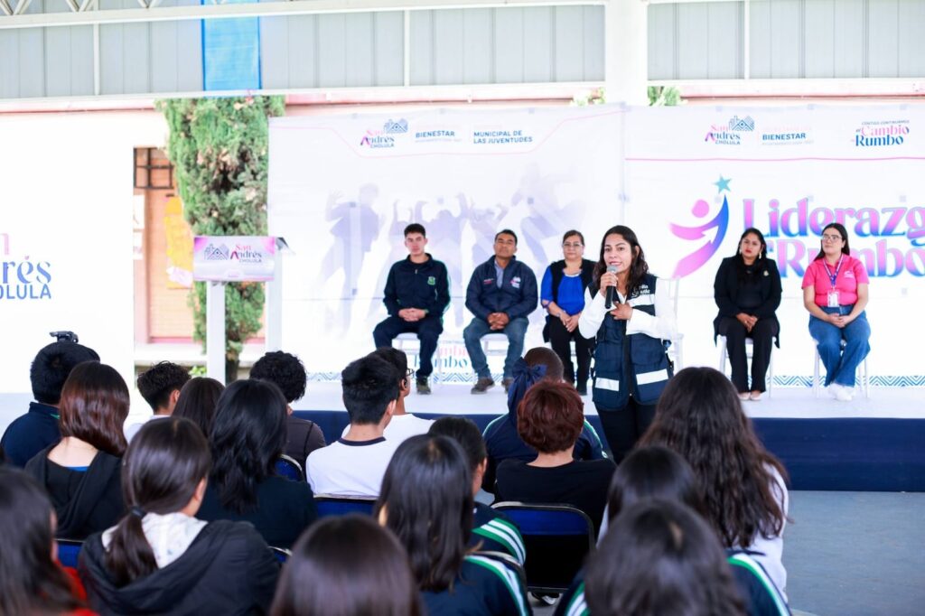 Promueven liderazgo con valores entre estudiantes de San Andrés Cholula
