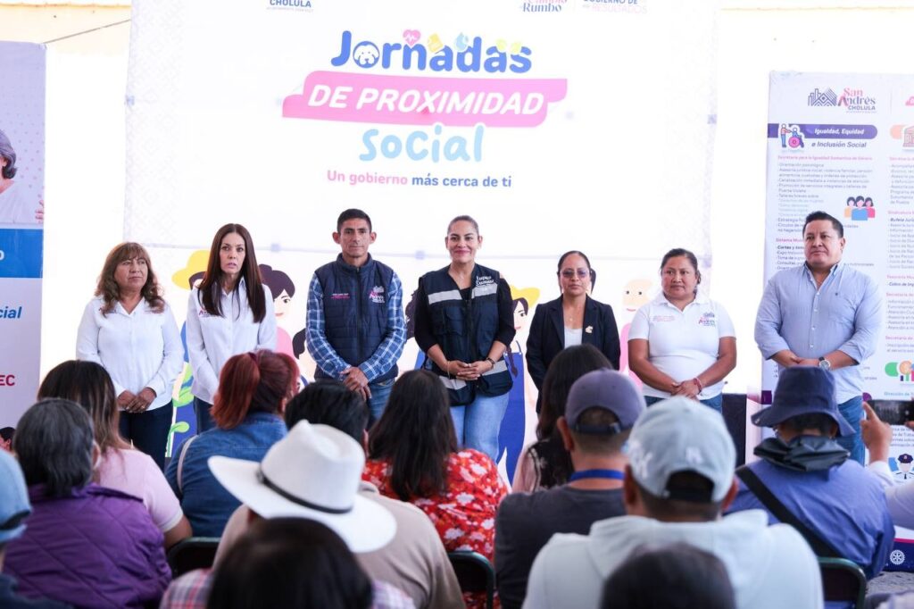 Acerca Lupita Cuautle atención integral a familias de San Francisco Acatepec