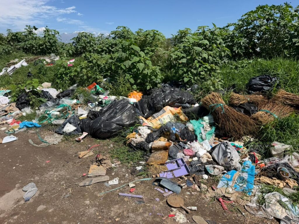 GOBIERNO DE SAN PEDRO CHOLULA REFUERZA ACCIONES PARA COMBATIR TIRADEROS CLANDESTINOS EN LA MAGDALENA.