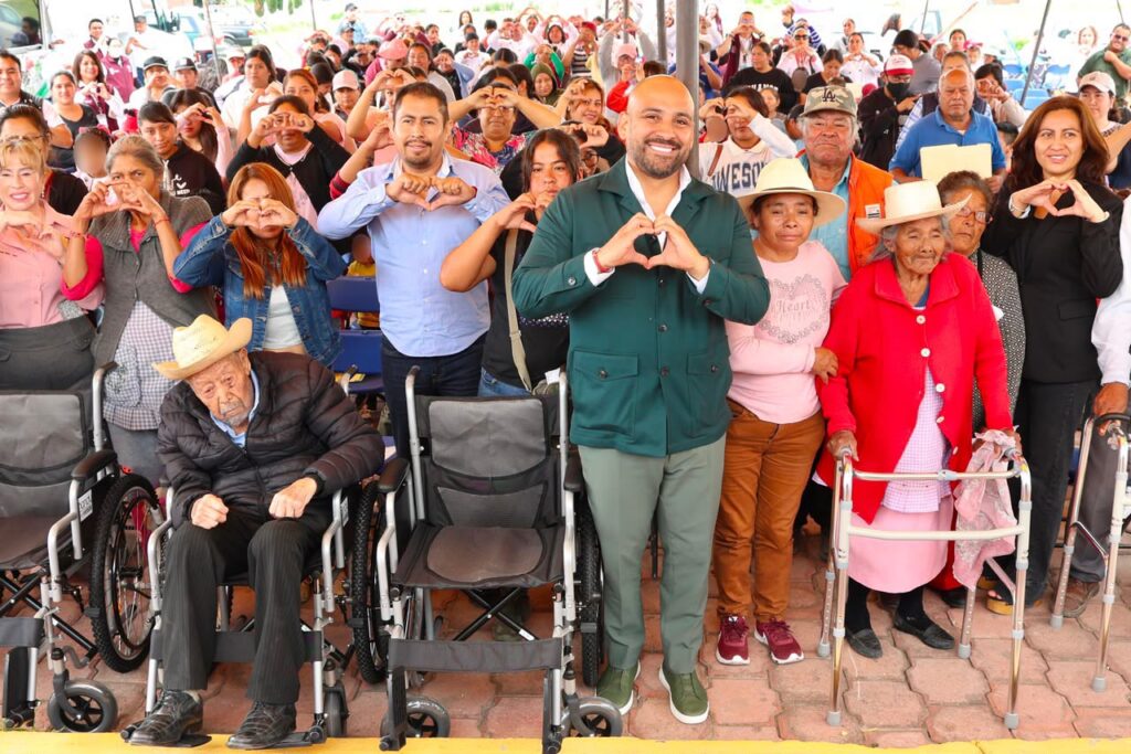 SEDIF ABRAZA A FAMILIAS DE SAN JOSÉ CHIAPA CON JORNADA DE SERVICIOS
