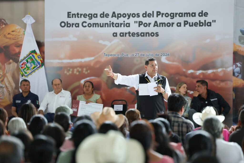 CON OBRA Y RIQUEZA COMUNITARIA, GOBIERNO ESTATAL INCENTIVA AL TALENTO ARTESANAL