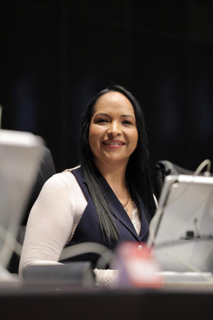 Respalda Liz Sánchez diálogo nacional para proteger a la niñez frente a los riesgos del entorno digital