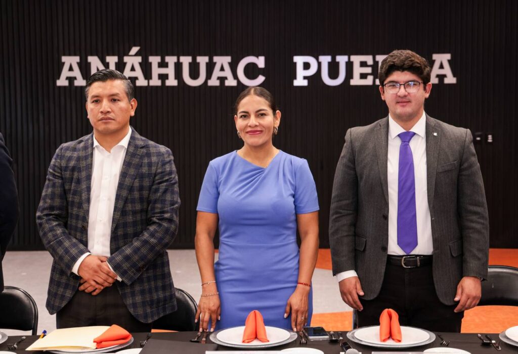 Presenta Lupita Cuautle avances para agilizar trámites e impulsar inversiones en San Andrés Cholula