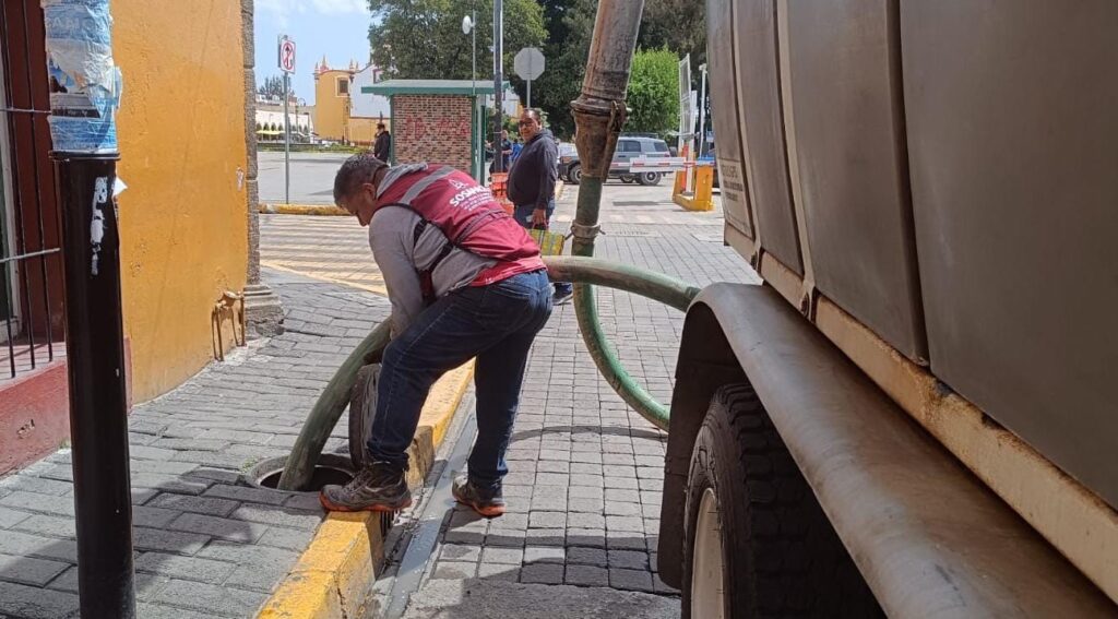 SOSAPACH refuerza labores de desazolve para prevenir afectaciones por lluvias en San Pedro Cholula
