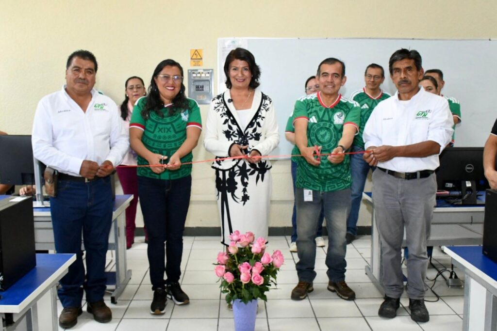 Renueva UTH laboratorios de cómputo para ingenierías tras una década sin actualizaciones