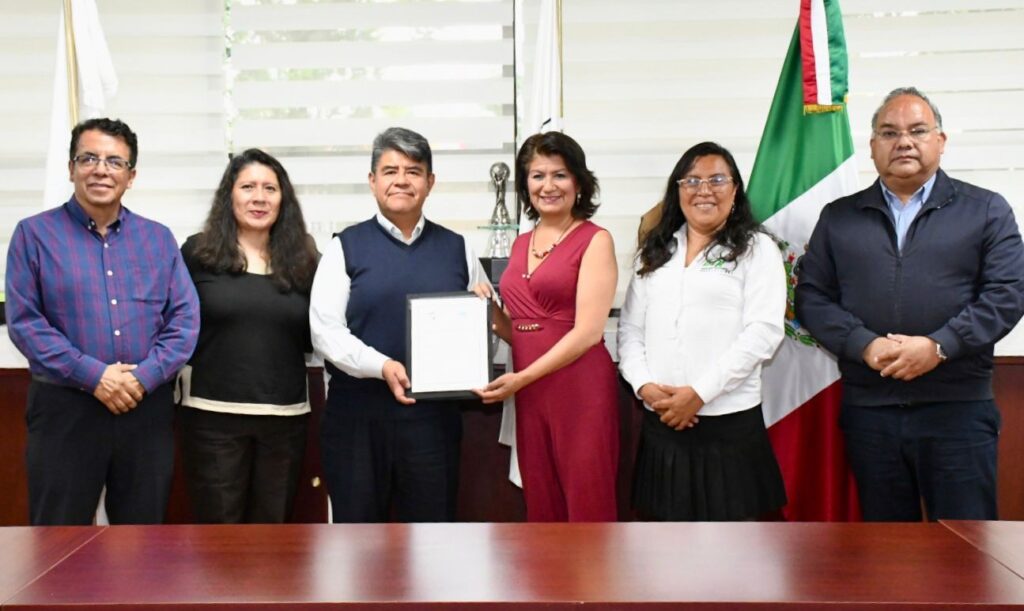 Firma UTH convenio con Conservatorio de Música del Estado de Puebla