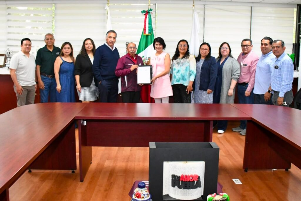 Firman convenio UTH y CBTIS 252 para fortalecer academia y tecnología  *