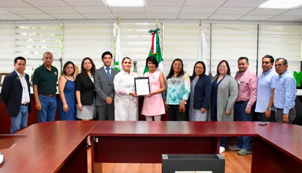 Firma UTH convenio con IRS México para vincular jóvenes con industria