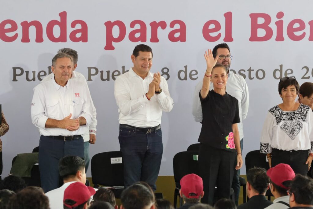 PRESIDENTA SHEINBAUM PONE FIN A ADEUDOS HIPOTECARIOS Y ENTREGA VIVIENDA DIGNA A FAMILIAS POBLANAS