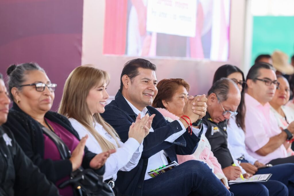 CASAS DEL ABUE, ESPACIOS DE AMOR, CUIDADO Y ESPERANZA: ARMENTA MIER