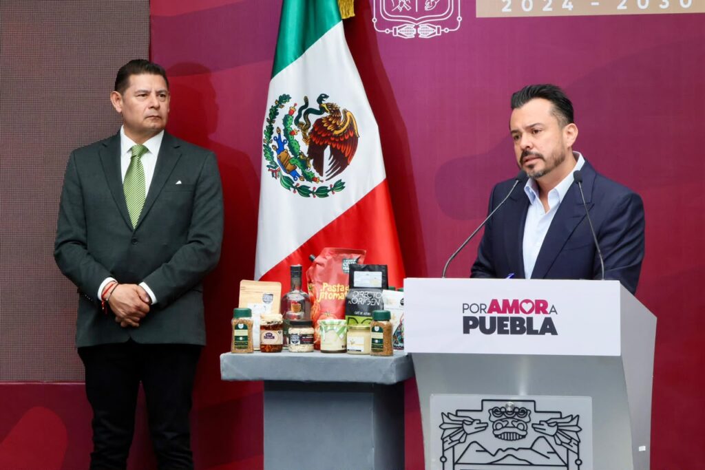 GOBIERNO DEL ESTADO RINDE CUENTAS DE FORMA PERMANENTE ANTE LAS Y LOS POBLANOS