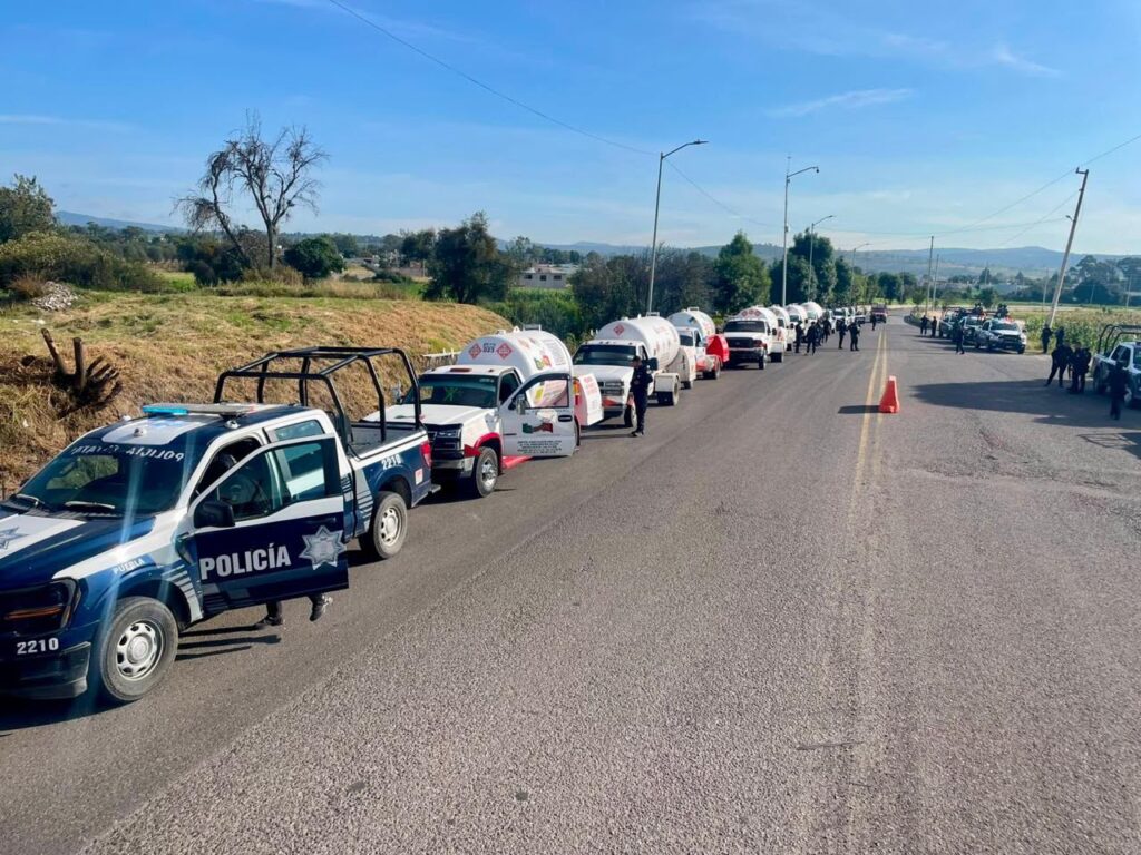Fuerzas de seguridad recuperan más de 21 mil 600 litros de hidrocarburo ilegal en El Verde