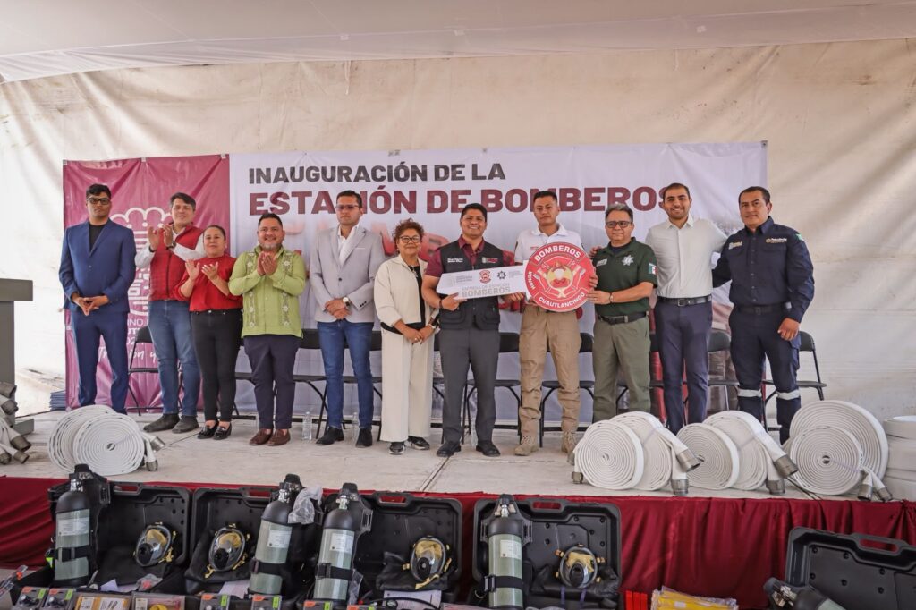 Omar Muñoz inaugura primera Estación de Bomberos en Cuautlancingo