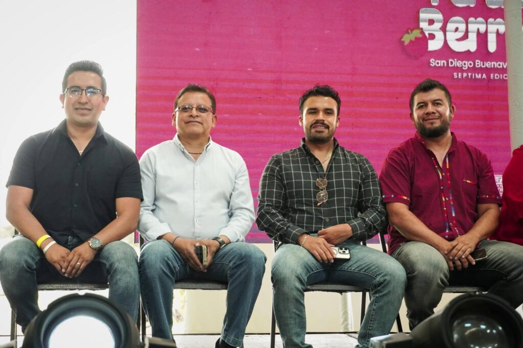 Fernando Mendoza Brito reconoce respaldo a la 7ª Feria de las Berries en San Diego Buenavista