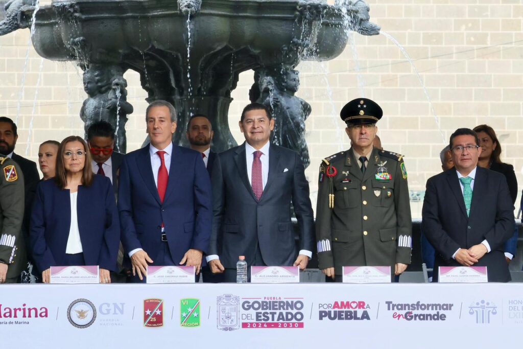 CON PATRIOTISMO Y AMOR POR PUEBLA, INICIA CONMEMORACIÓN DEL 216 ANIVERSARIO DE LA INDEPENDENCIA DE MÉXICO