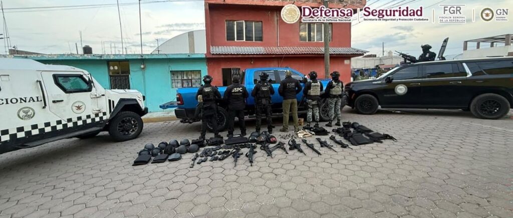 EN PUEBLA, AUTORIDADES FEDERALES EJECUTAN 23 CATEOS Y DETIENEN A NUEVE PERSONAS RELACIONADAS CON UNA CÉLULA DELICTIVA DEDICADA AL ROBO DE AUTOTRANSPORTE DE CARGA