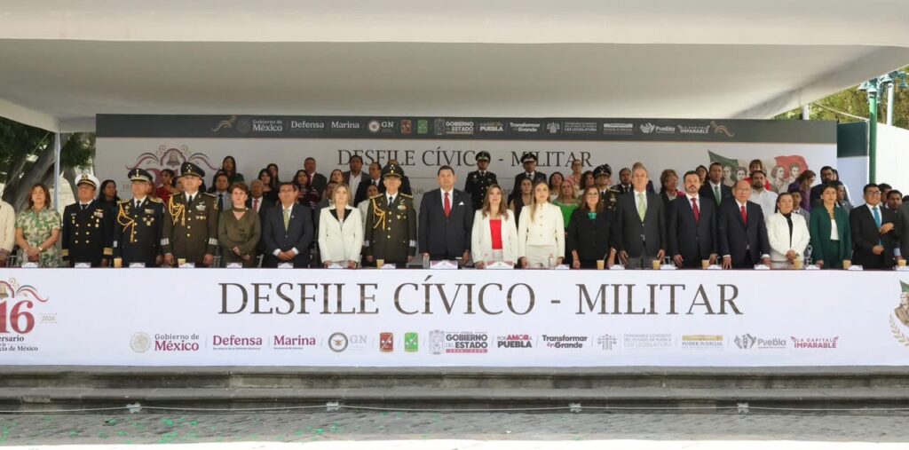 PUEBLA CELEBRA CON ORGULLO NACIONAL EL 216 ANIVERSARIO DE LA INDEPENDENCIA DE MÉXICO