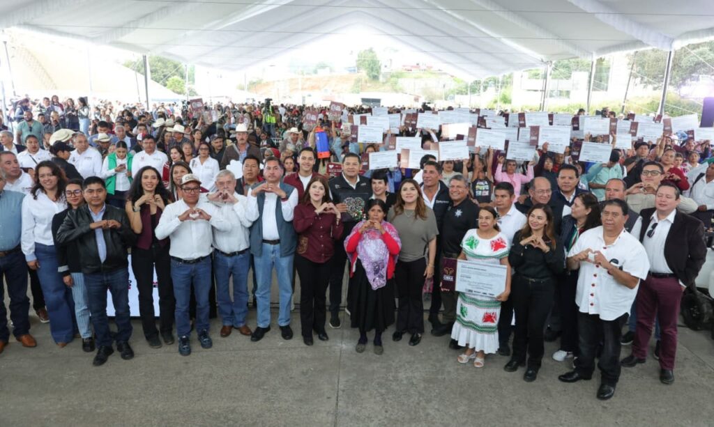 TRANSFORMACIÓN DEL CAMPO Y OBRA COMUNITARIA FORTALECEN BIENESTAR EN LA SIERRA NORTE