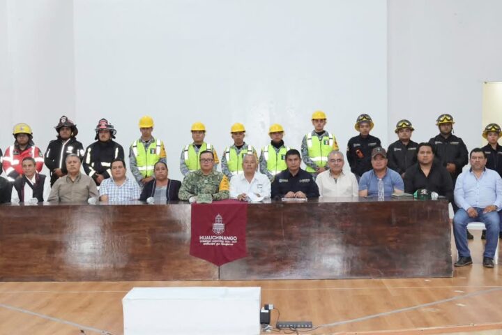 GOBIERNO ESTATAL DESPLIEGA ACCIONES EN TERRITORIO ANTE AMENAZA DE LLUVIAS EN SIERRA NORTE