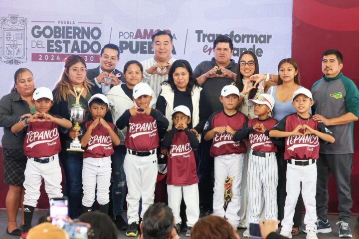 BÉISBOL Y VOLEIBOL FORTALECEN EL TALENTO DEPORTIVO DE LAS JUVENTUDES POBLANAS