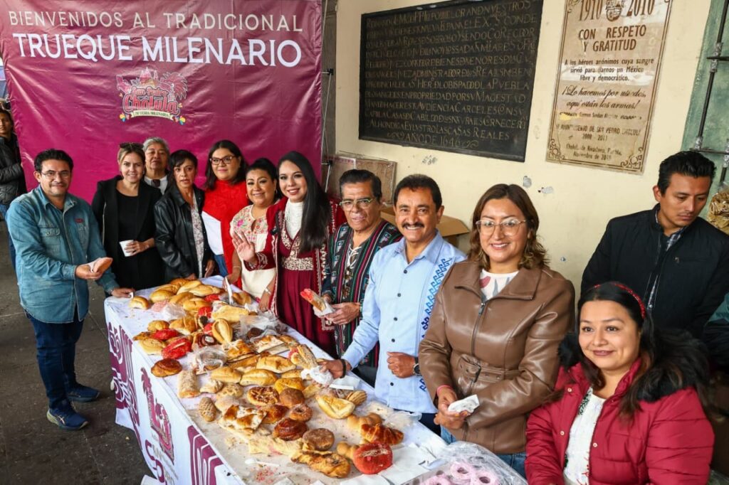San Pedro Cholula recibe a más de 3 mil artesanos y visitantes durante el Trueque Milenario