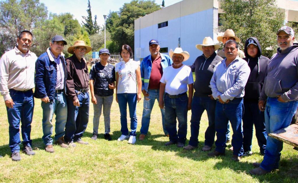 Impulsa UTH innovación tecnológica en el campo con demostración de dron