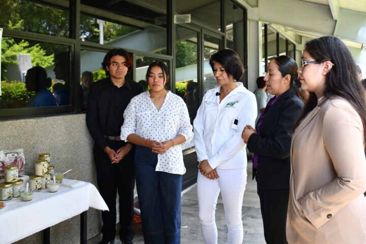 Impulsa UTH productos estudiantiles con potencial para llegar al mercado